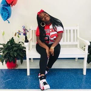 Meet your Posher, Cheronika